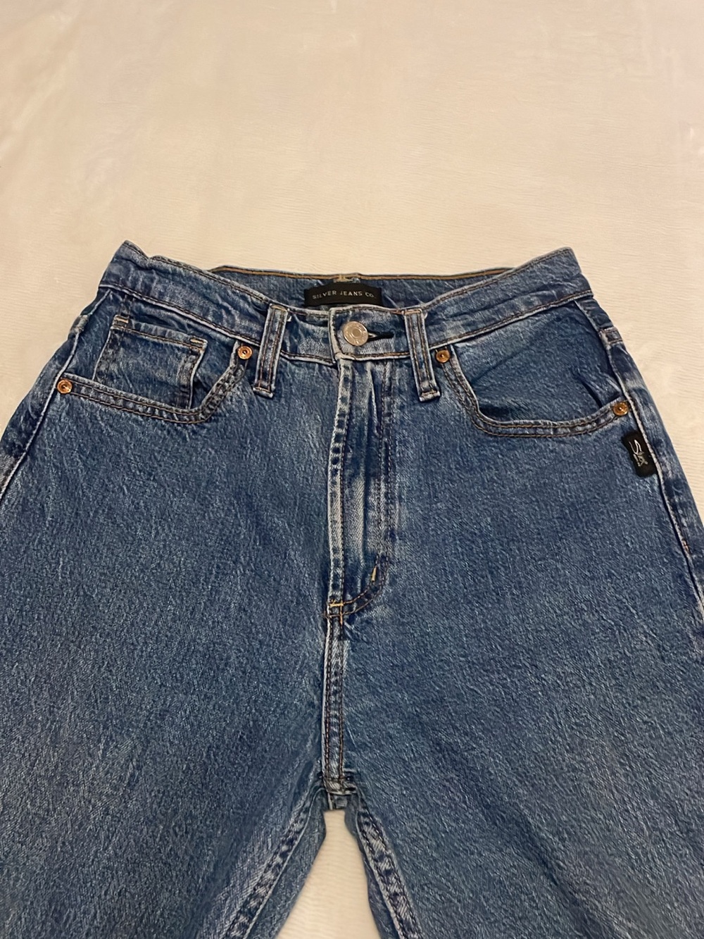 Silver Jeans Co. Highly Desirable High Rise Straight Leg Jeans - Picture 3 of 7